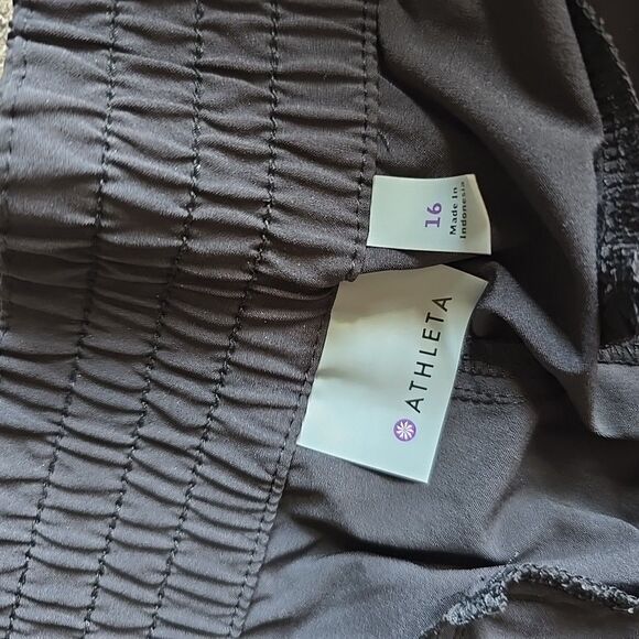 Athleta Straight Leg Womens Pants 16 Pull On Travel Lightweight Quick Dry Black - Picture 4 of 7
